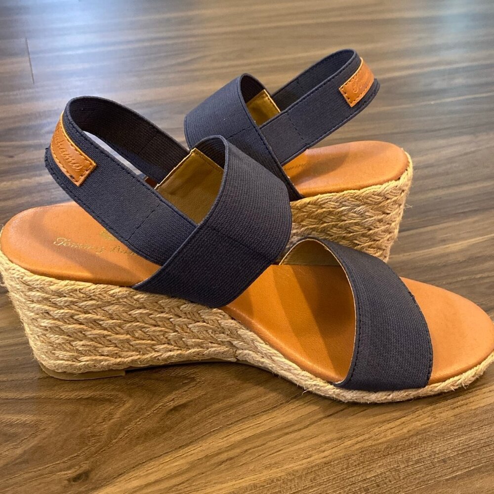 🛍️ Tommy Bahama Sakura Elastic Wedge Sandals Navy Blue Tan Sz 8 Preppy